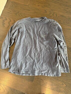 Vineyard Vines XL Men's Long Sleeve Distressed T-Shirt